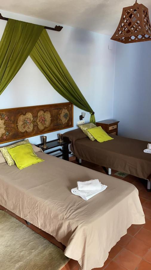 Hotel Rural La Posada De Las Cigueenas Jerez De Los Caballeros Εξωτερικό φωτογραφία