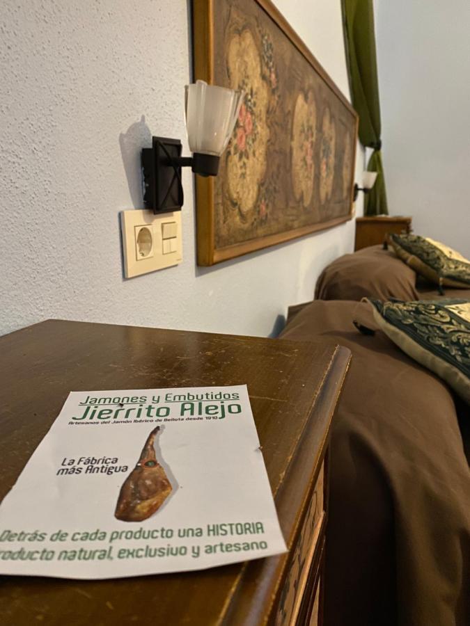 Hotel Rural La Posada De Las Cigueenas Jerez De Los Caballeros Εξωτερικό φωτογραφία