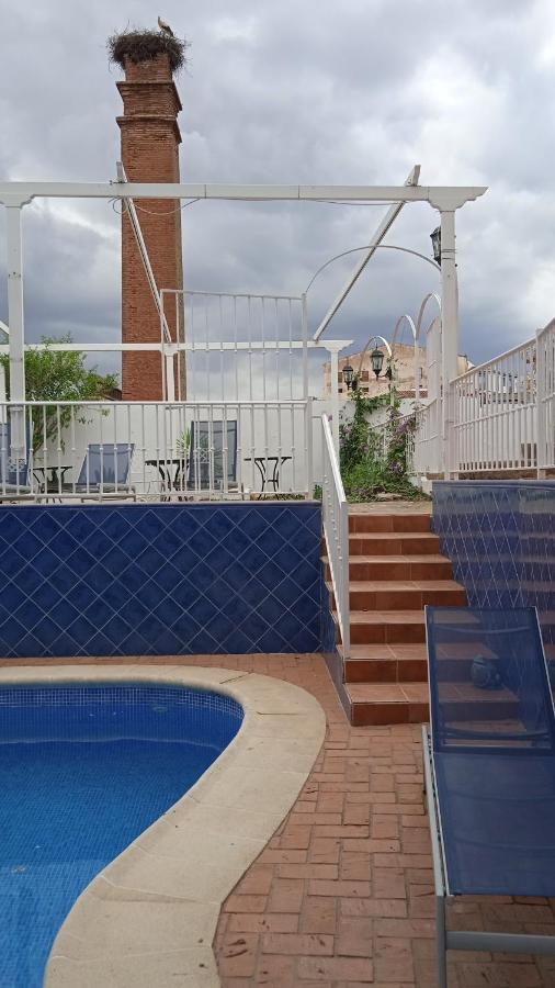 Hotel Rural La Posada De Las Cigueenas Jerez De Los Caballeros Εξωτερικό φωτογραφία