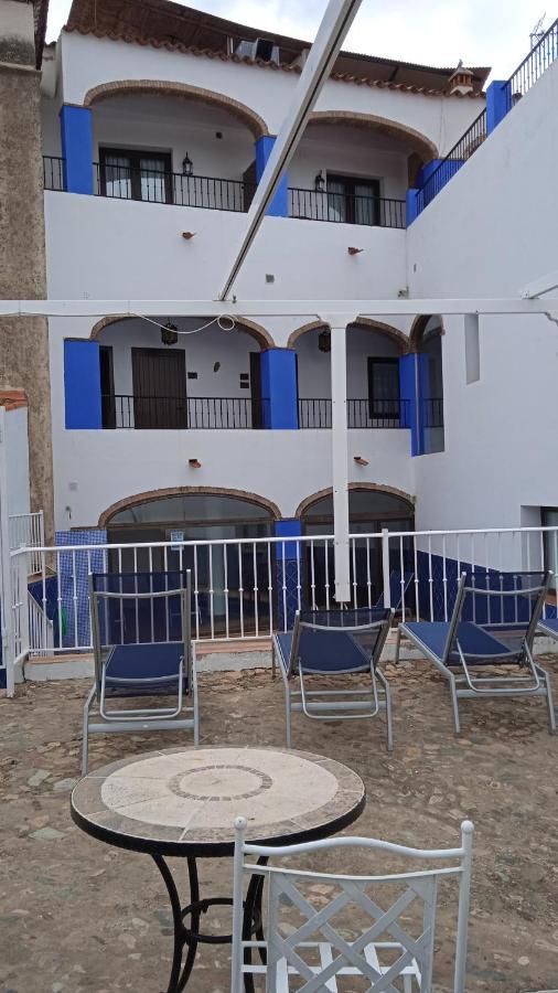 Hotel Rural La Posada De Las Cigueenas Jerez De Los Caballeros Εξωτερικό φωτογραφία