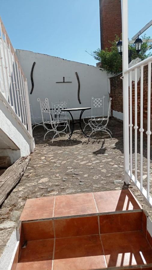 Hotel Rural La Posada De Las Cigueenas Jerez De Los Caballeros Εξωτερικό φωτογραφία