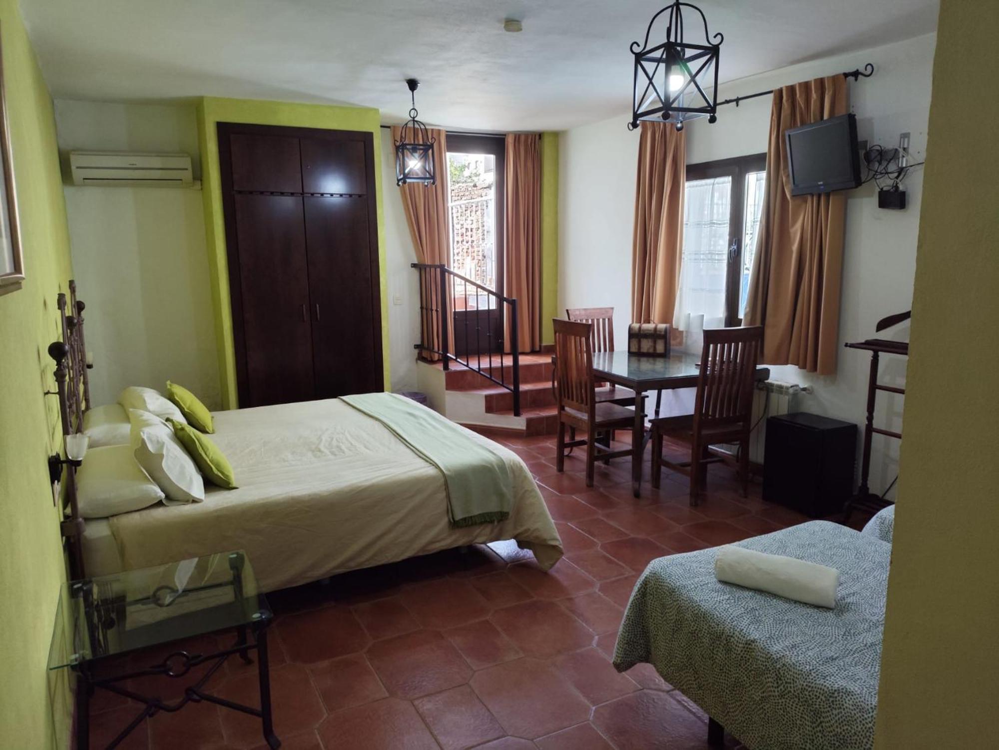 Hotel Rural La Posada De Las Cigueenas Jerez De Los Caballeros Εξωτερικό φωτογραφία